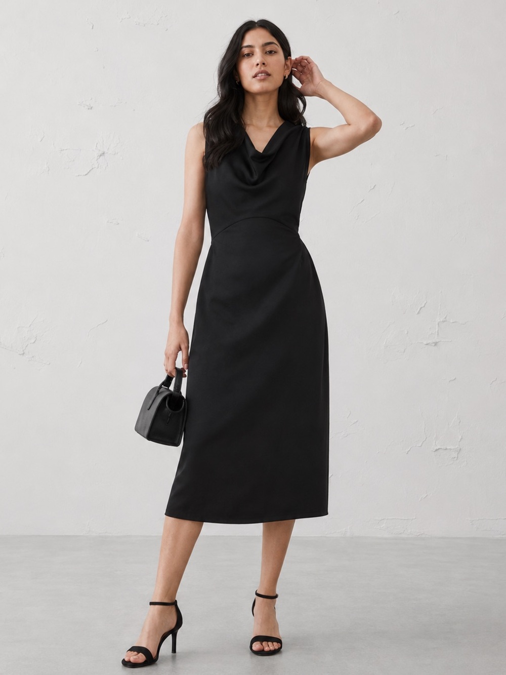 NWT! Banana Republic Black Hammered Satin Knee Length Dress 535418 🍄🟫